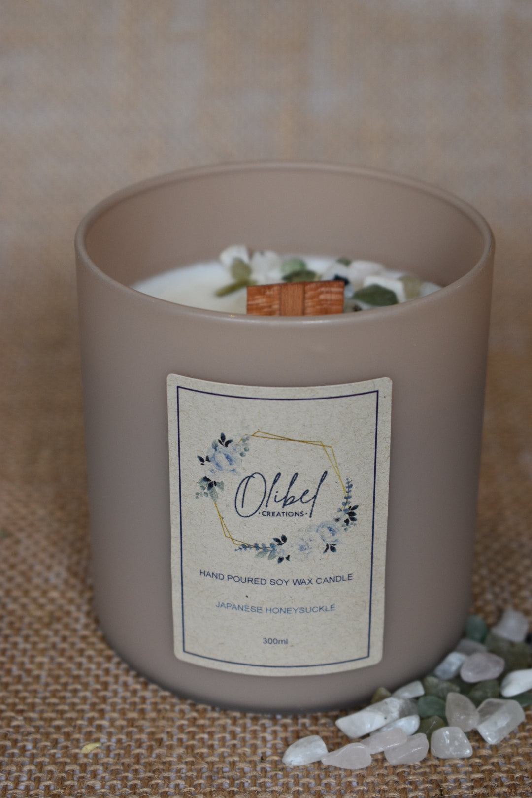 Deluxe Candle - Japanese Honeysuckle