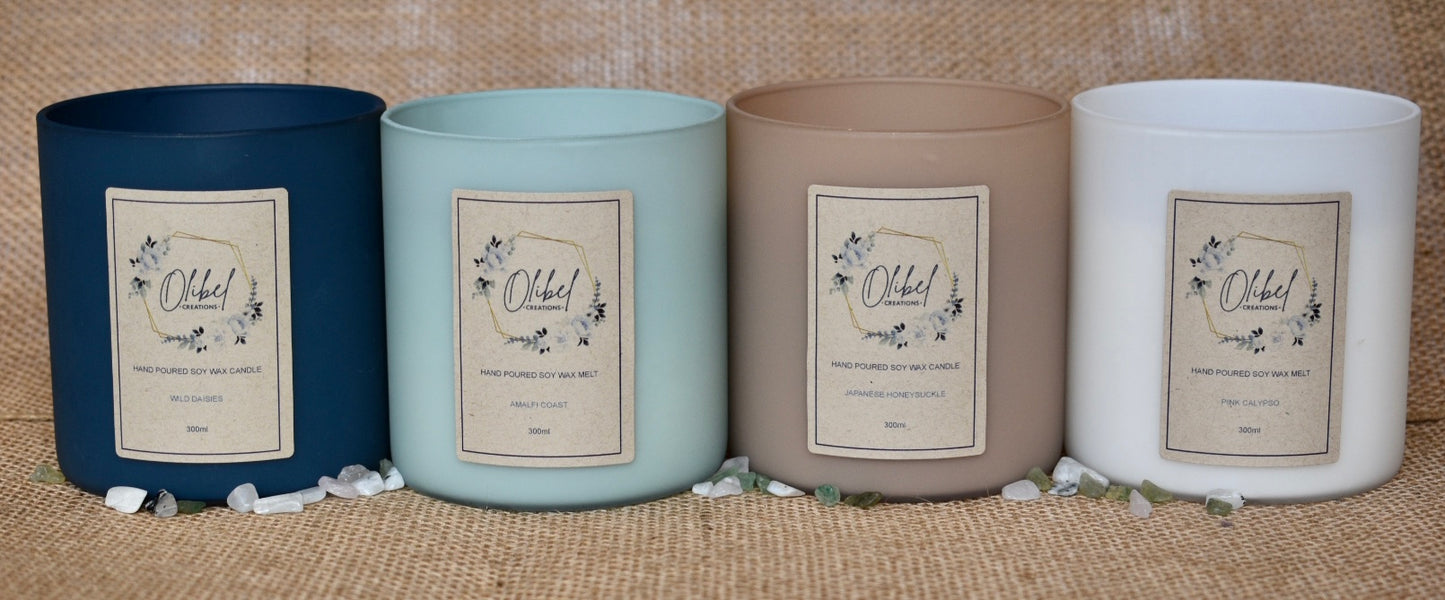 Deluxe Candle - Wild Daisies